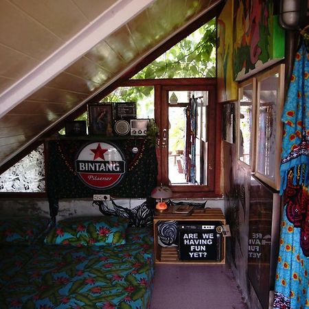 Abrakadabra! Artbnb Джок'якарта Екстер'єр фото