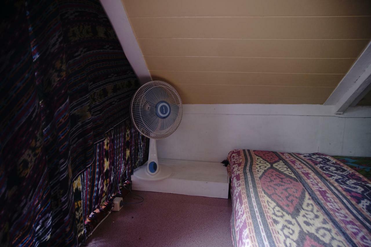 Abrakadabra! Artbnb Джок'якарта Екстер'єр фото